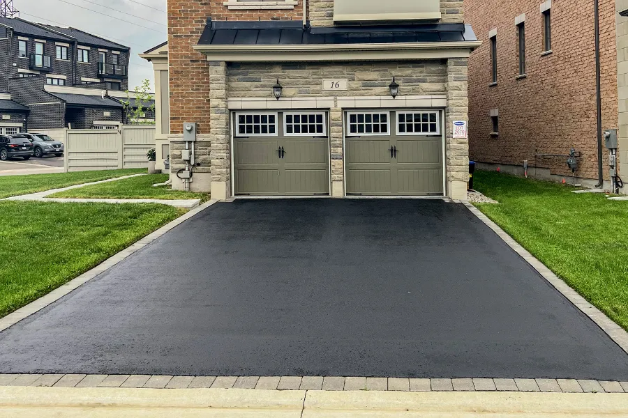 Brampton house driveway sealing