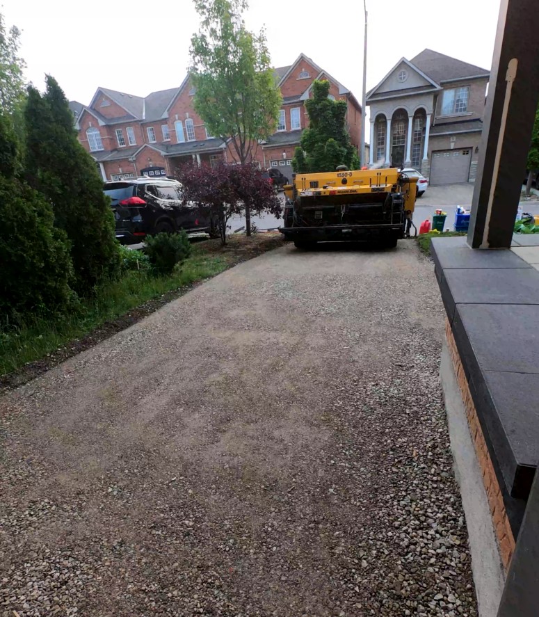 asphalt sealing driveway prep