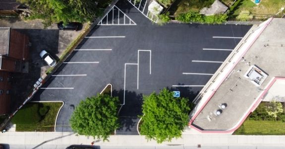asphalt sealing toronto parking lot
