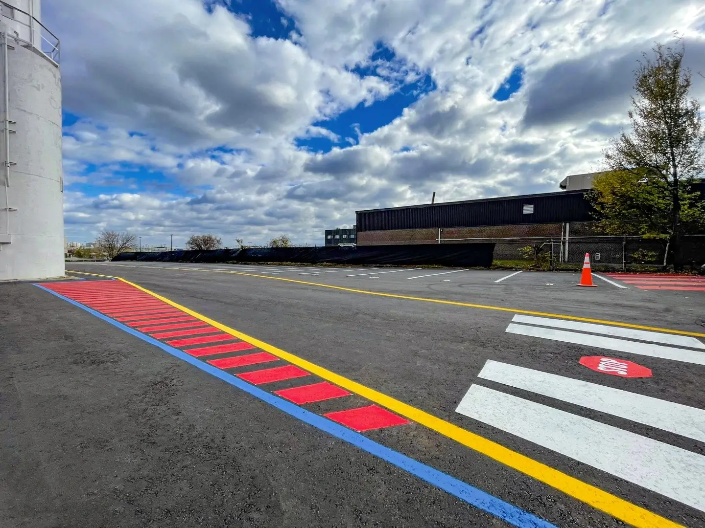 industrial parking lot line striping